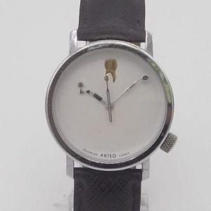 Akteo dentiste- montre quartz-Horloger de Battant-Besançon