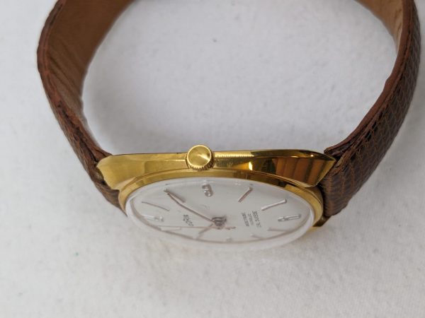 Doris-montre-vintage-mecanique-ancienne-horlogerie-Besancon