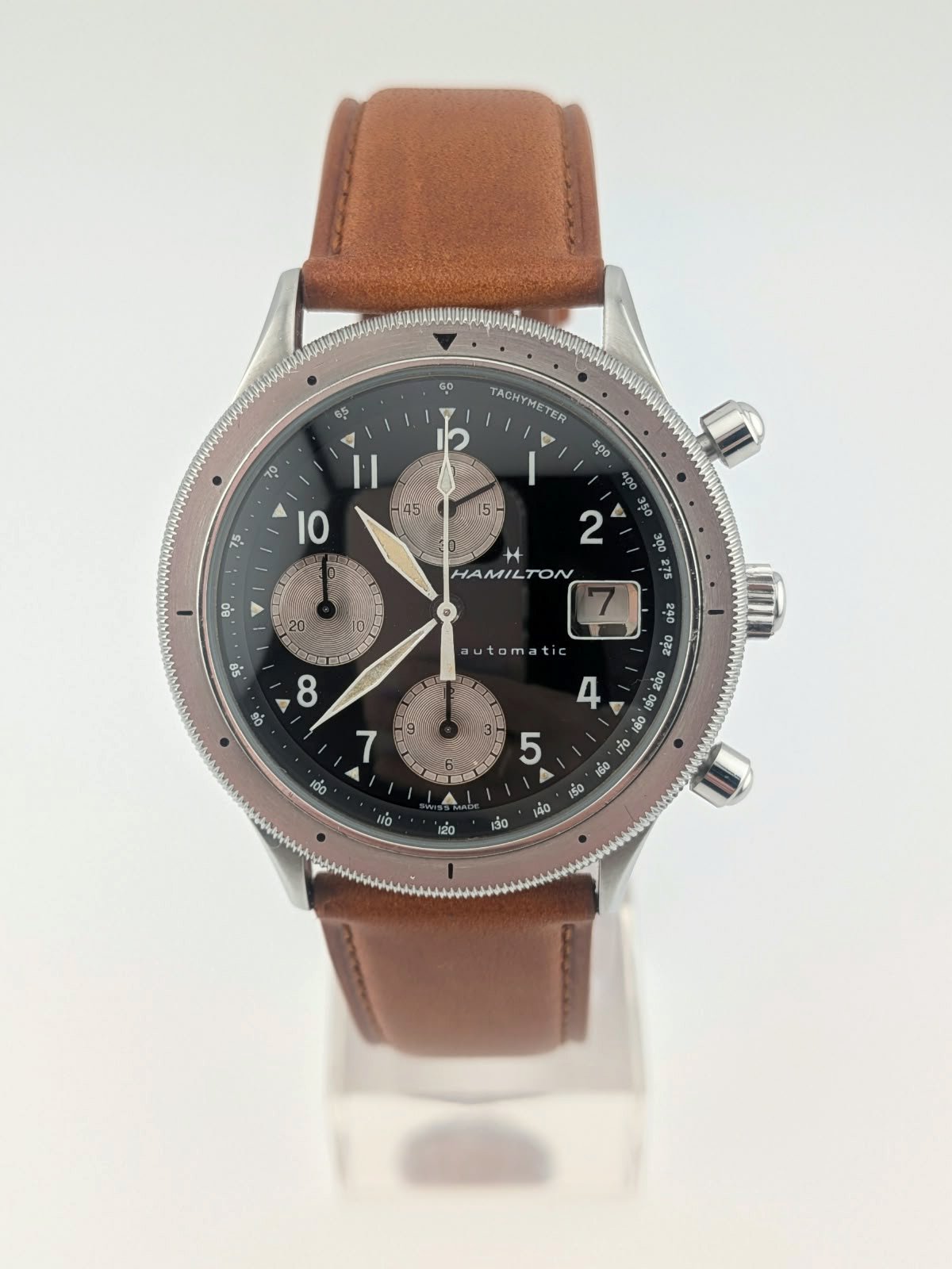 Hamilton-chronographe-khaki-automatique-cadran-noir