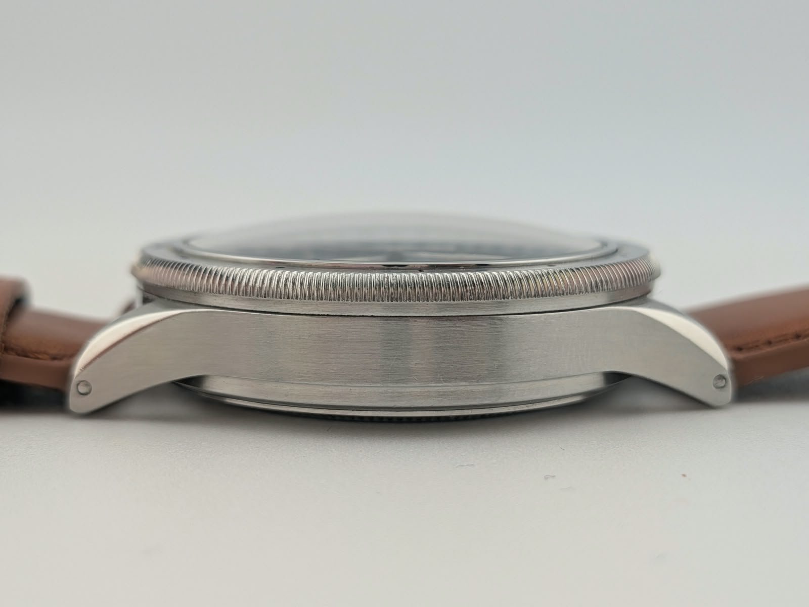 Hamilton-chronographe-khaki-automatique-cadran-noir