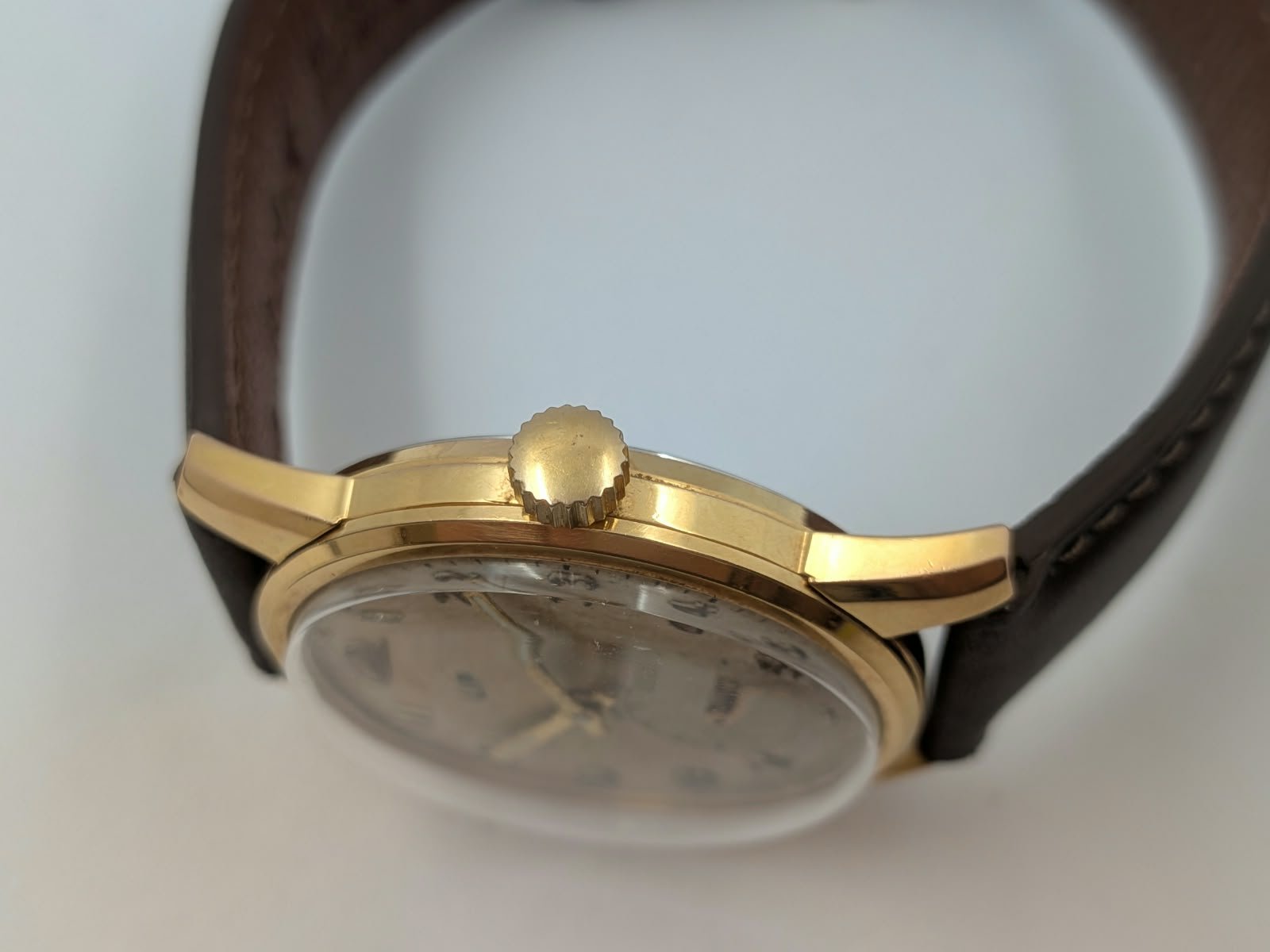 LIP vintage montre horloger de battant mecanique R25 (1)