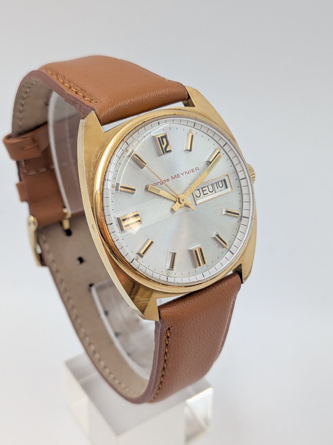 Montre Georges Meynier montre vintage automatique horloger de battant besancon