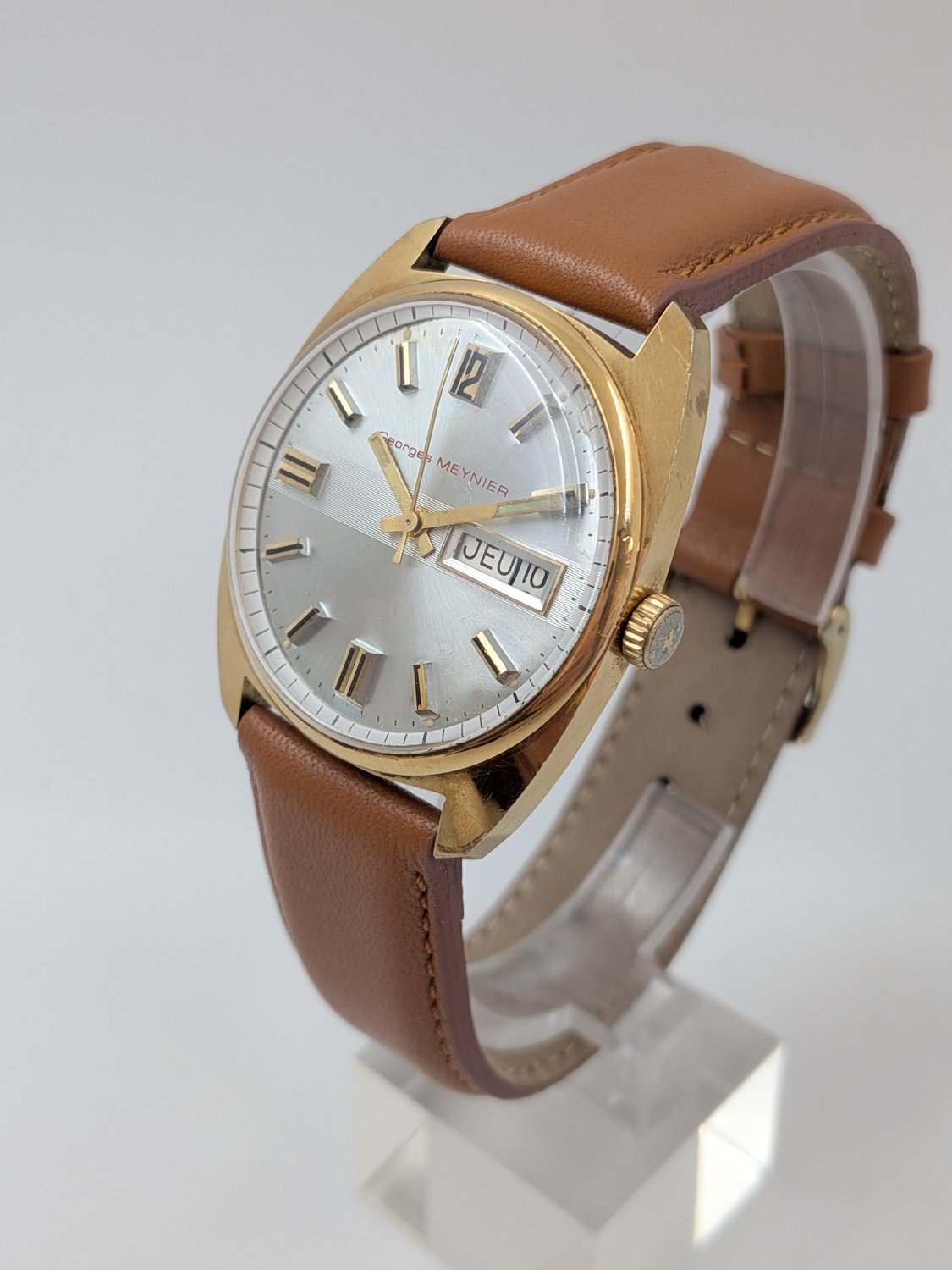Montre Georges Meynier montre vintage automatique horloger de battant besancon