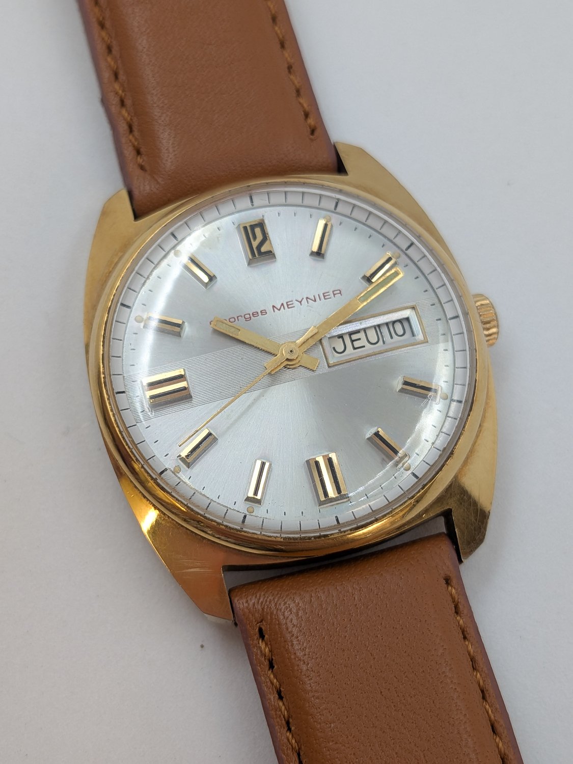 Montre Georges Meynier montre vintage automatique horloger de battant besancon